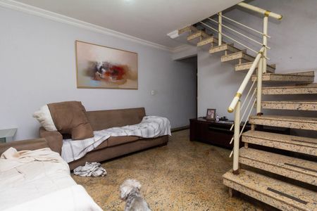 Casa à venda com 300m², 4 quartos e 2 vagasSala