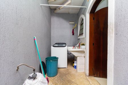 Casa à venda com 300m², 4 quartos e 2 vagasÁrea de Serviço