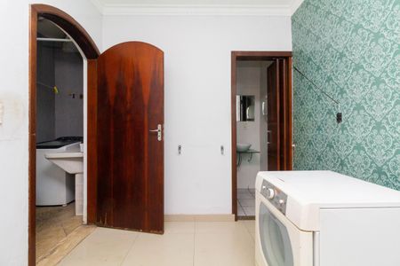 Casa à venda com 300m², 4 quartos e 2 vagasÁrea de Serviço