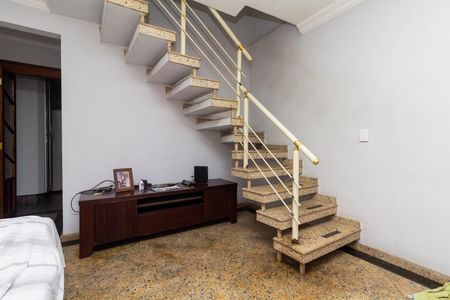 Casa à venda com 300m², 4 quartos e 2 vagasSala