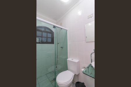 Casa à venda com 300m², 4 quartos e 2 vagas Casa à venda com 300m², 4 quartos e 2 vagasBanheiro social