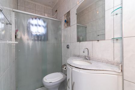 Casa à venda com 300m², 4 quartos e 2 vagas Casa à venda com 300m², 4 quartos e 2 vagasBanheiro da Suíte
