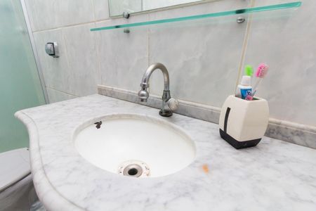 Casa à venda com 300m², 4 quartos e 2 vagasBanheiro 3