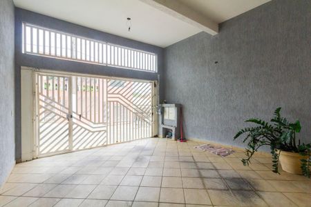 Casa à venda com 300m², 4 quartos e 2 vagasGaragem