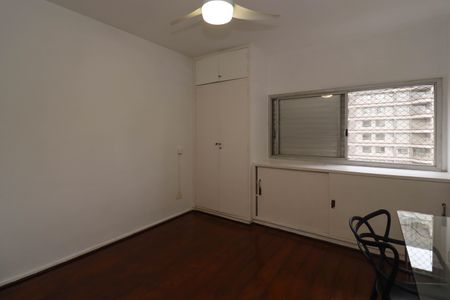 Apartamento à venda com 101m², 3 quartos e 1 vagaQuarto 2