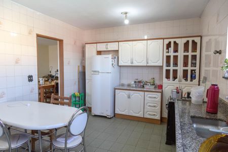 Casa para alugar com 120m², 3 quartos e sem vaga Casa para alugar com 120m², 3 quartos e sem vagaCozinha