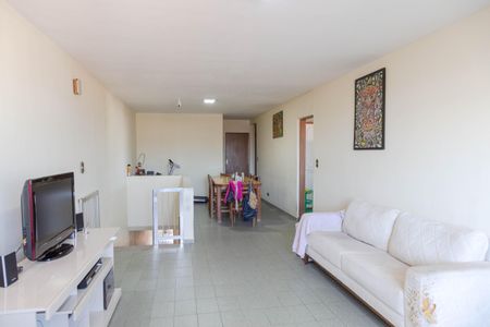 Casa para alugar com 120m², 3 quartos e sem vaga Casa para alugar com 120m², 3 quartos e sem vagaSala