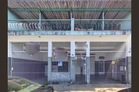 Casa para alugar com 120m², 3 quartos e sem vaga Casa para alugar com 120m², 3 quartos e sem vagaFachada