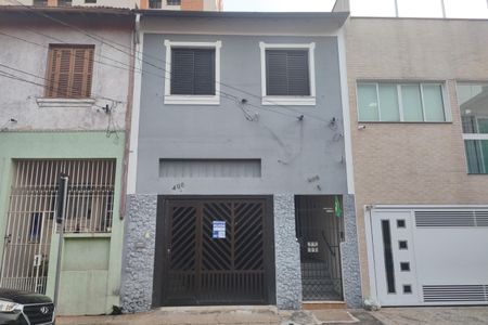 Casa para alugar com 100m², 2 quartos e 1 vagaFachada