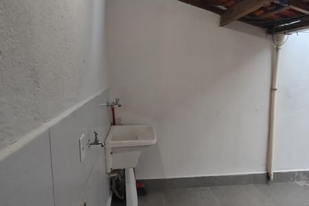 Casa para alugar com 100m², 2 quartos e 1 vagaÁrea de Serviço