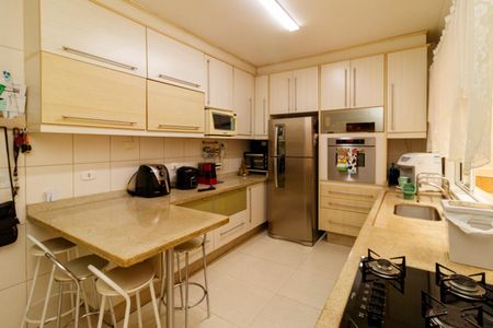 Casa à venda com 200m², 3 quartos e 2 vagasCozinha