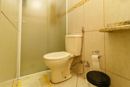 Casa à venda com 200m², 3 quartos e 2 vagasBanheiro 2