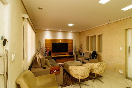 Casa à venda com 200m², 3 quartos e 2 vagasSala