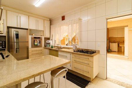 Casa à venda com 200m², 3 quartos e 2 vagasCozinha