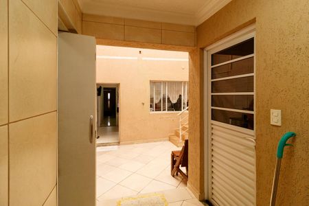 Casa à venda com 200m², 3 quartos e 2 vagasÁrea de Serviço