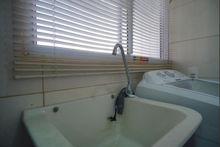 Apartamento à venda com 40m², 2 quartos e 1 vaga Apartamento à venda com 40m², 2 quartos e 1 vagaÁrea de serviço