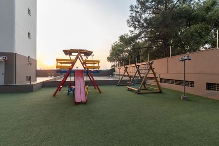 Apartamento à venda com 60m², 2 quartos e 1 vagaÁrea comum - Playground