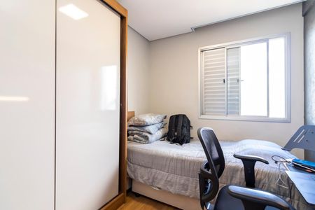 Apartamento à venda com 60m², 2 quartos e 1 vagaQuarto 2