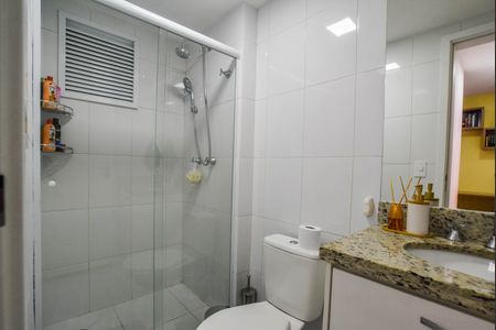 Apartamento à venda com 50m², 2 quartos e 1 vaga Apartamento à venda com 50m², 2 quartos e 1 vagaBanheiro