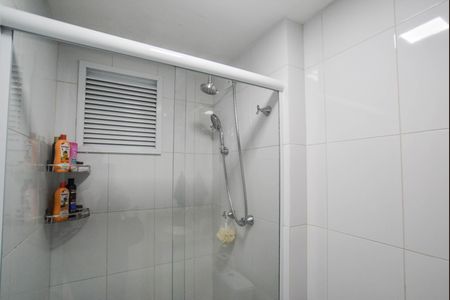 Apartamento à venda com 50m², 2 quartos e 1 vaga Apartamento à venda com 50m², 2 quartos e 1 vagaBanheiro