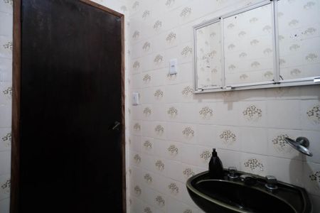 Casa à venda com 330m², 4 quartos e 6 vagasBanheiro