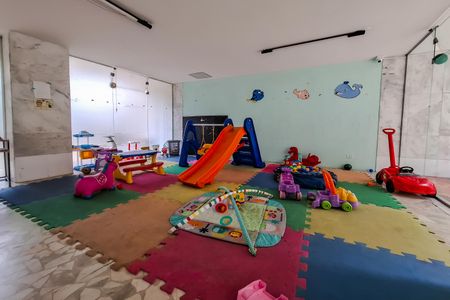 Apartamento à venda com 88m², 2 quartos e 1 vagaÁrea comum