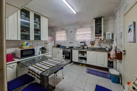 Apartamento à venda com 88m², 2 quartos e 1 vagaCozinha 