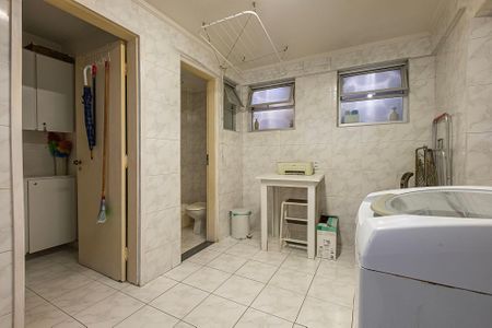 Apartamento à venda com 118m², 3 quartos e 1 vaga Apartamento à venda com 118m², 3 quartos e 1 vagaÁrea de Serviço