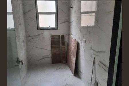 Casa à venda com 220m², 3 quartos e 5 vagas