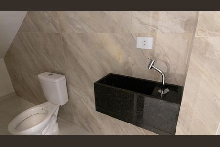 Casa à venda com 173m², 3 quartos e 2 vagasLavabo