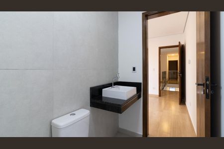 Casa à venda com 173m², 3 quartos e 2 vagasBanheiro da Suíte 2