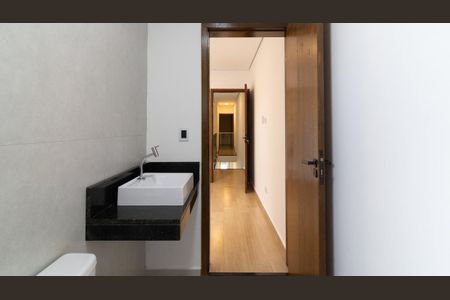 Casa à venda com 173m², 3 quartos e 2 vagasBanheiro da Suíte 2