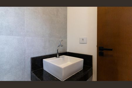 Casa à venda com 173m², 3 quartos e 2 vagasBanheiro da Suíte 1