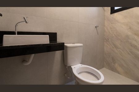 Casa à venda com 173m², 3 quartos e 2 vagasBanheiro Social