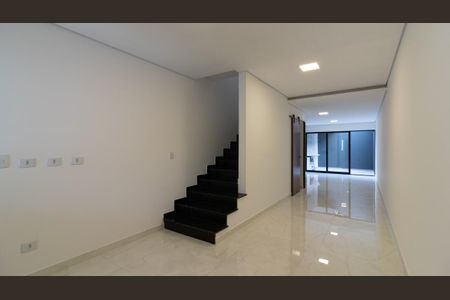 Casa à venda com 173m², 3 quartos e 2 vagasSala