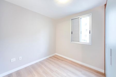 Apartamento para alugar com 77m², 3 quartos e 2 vagas Apartamento para alugar com 77m², 3 quartos e 2 vagasSuíte
