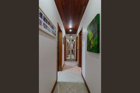 Apartamento à venda com 160m², 3 quartos e 1 vagaCorredor