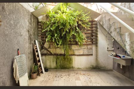 Casa à venda com 160m², 3 quartos e 1 vaga Casa à venda com 160m², 3 quartos e 1 vagaArea externa