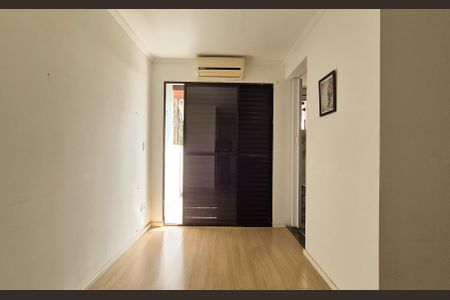 Casa à venda com 160m², 3 quartos e 1 vaga Casa à venda com 160m², 3 quartos e 1 vagaSuíte