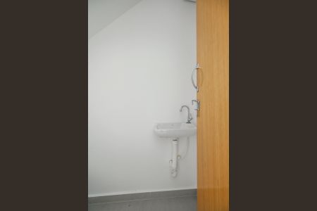 Casa à venda com 106m², 3 quartos e 2 vagasLavabo