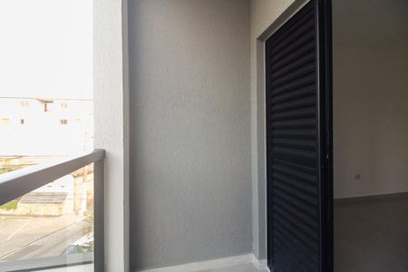 Casa à venda com 106m², 3 quartos e 2 vagasSuíte - Varanda