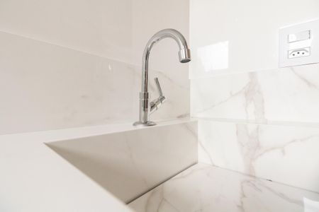 Casa à venda com 106m², 3 quartos e 2 vagasBanheiro Social