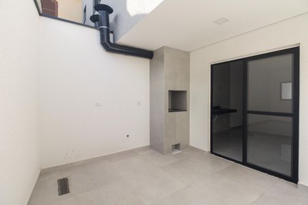Casa à venda com 106m², 3 quartos e 2 vagasQuintal e Churrasqueira