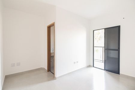 Casa à venda com 106m², 3 quartos e 2 vagasSuíte