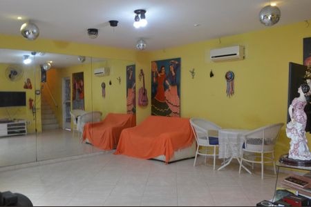 Casa de condomínio à venda com 70m², 1 quarto e 1 vagaSala