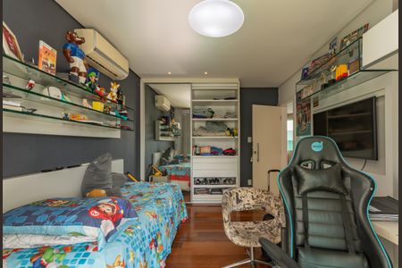 Casa à venda com 490m², 5 quartos e 8 vagasQuarto 3