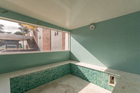 Casa à venda com 490m², 5 quartos e 8 vagasSauna