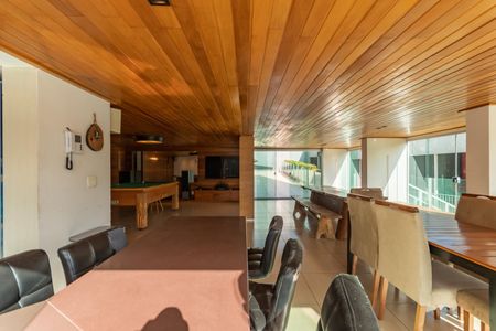 Casa à venda com 490m², 5 quartos e 8 vagasÁrea Comum - Sala de Jogos