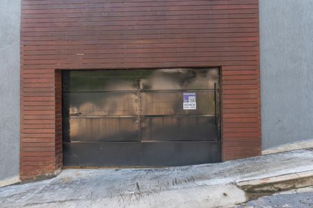 Casa à venda com 490m², 5 quartos e 8 vagasPlaca Instalada