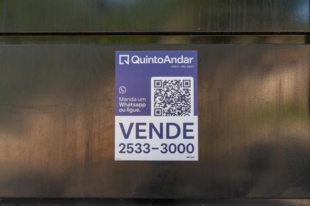 Casa à venda com 490m², 5 quartos e 8 vagasPlaca Instalada